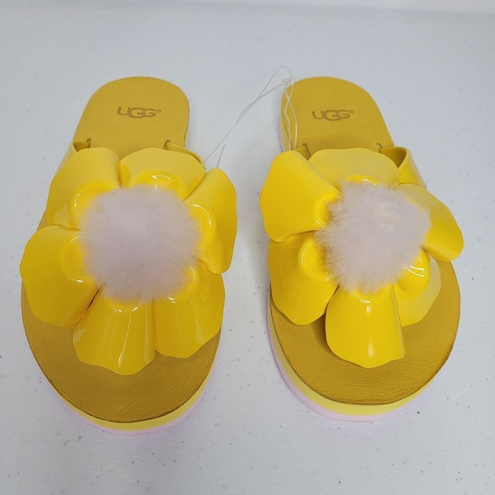 UGG Poppy Pom Pom Flip Flop Sandals - Picture 6 of 7